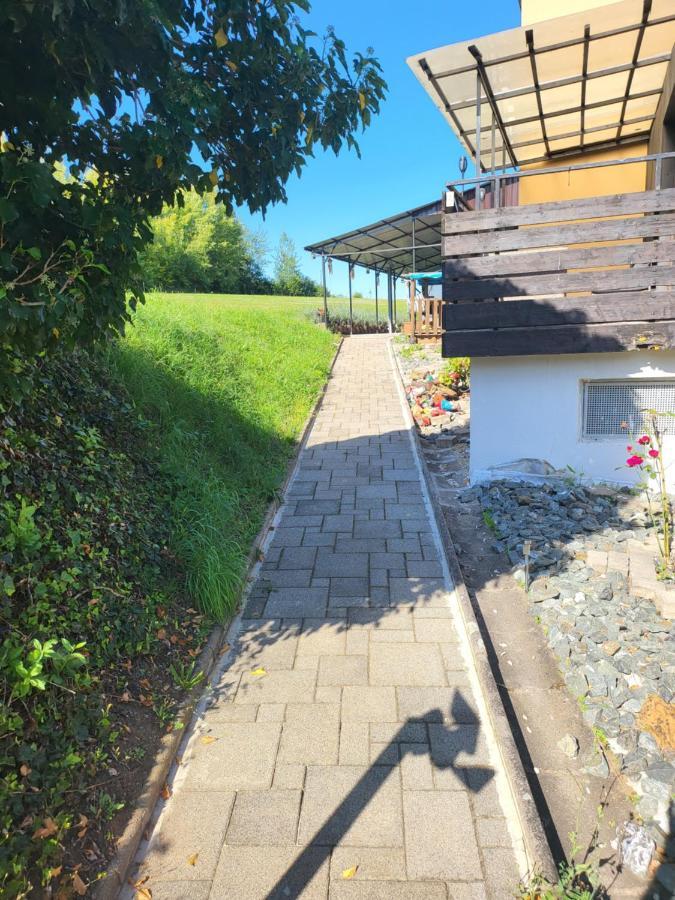Apartamento Mara Neuhaus an der Pegnitz Exterior foto